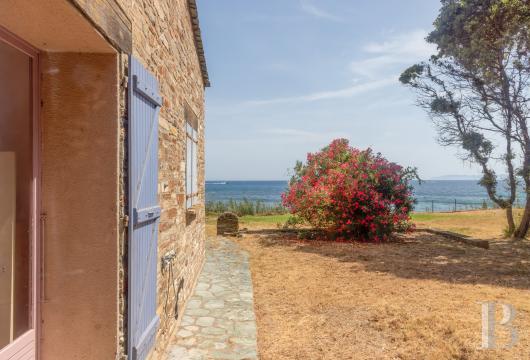 demeures et maisons a vendre france corse   - 11