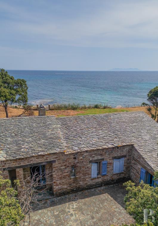 demeures et maisons a vendre france corse   - 4