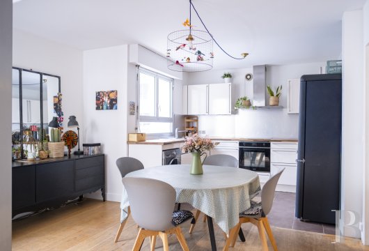paris - À l’angle des rues Dutot et d’Alleray, un appartement de trois chambres,  dans une résidence de standing entièrement rénovée