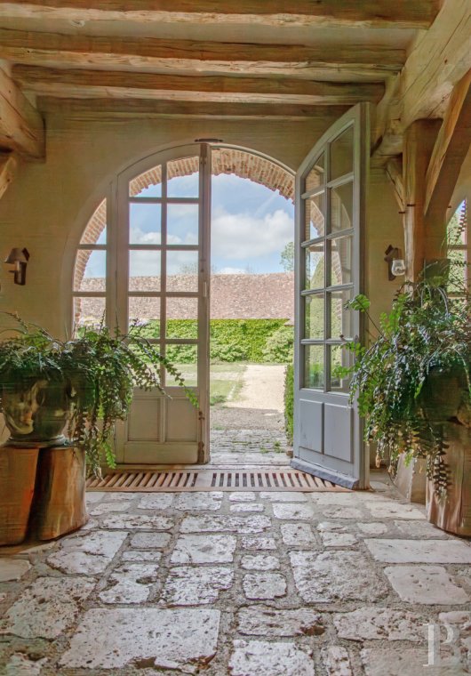 France mansions for sale center val de loire   - 12