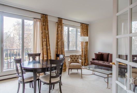 ile-de-france - À Neuilly-sur-Seine, quartier Saussaye,  un appartement de près de 48 m² calme et sécurisé