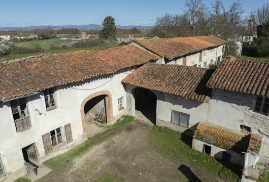 character properties France rhones alps   - 16