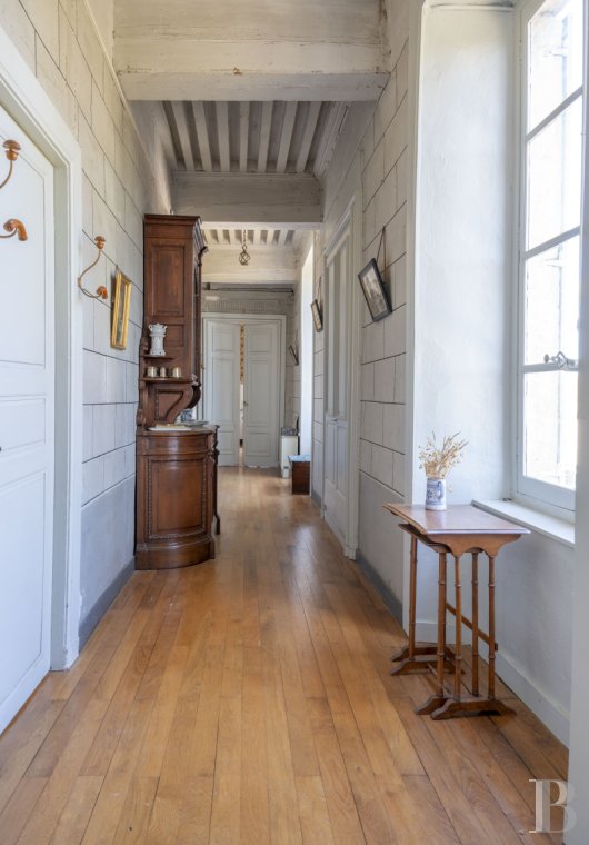 character properties France rhones alps   - 10