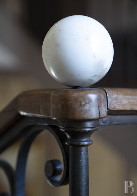 character properties France rhones alps   - 8