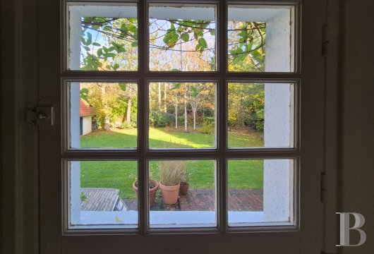 character properties France north   - 8