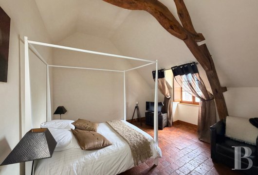 character properties France poitou charentes   - 6