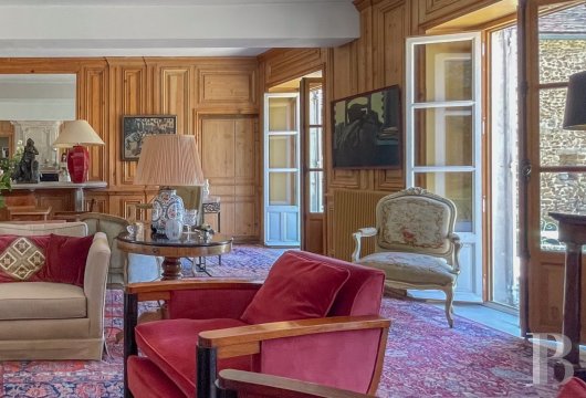 character properties France ile de france   - 9