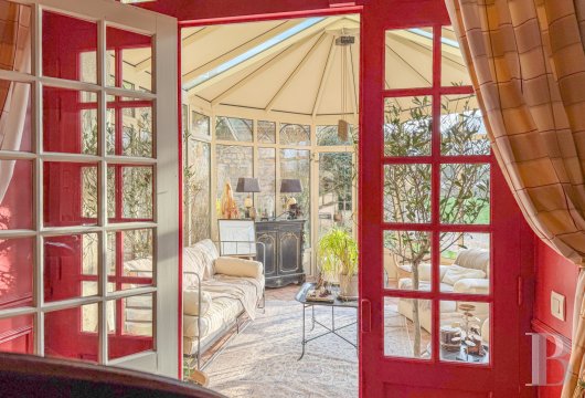 character properties France ile de france   - 6