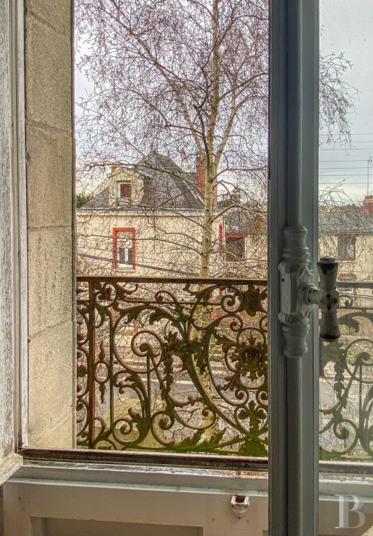 properties in town pays de loire   - 13