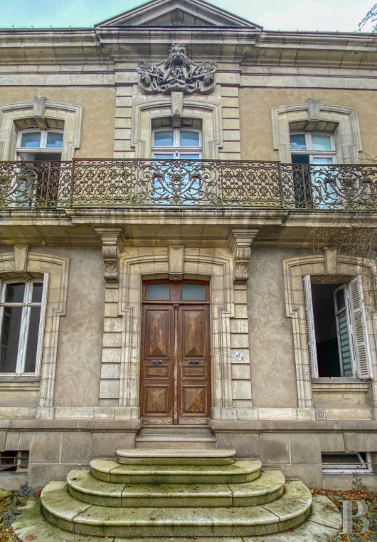 properties in town pays de loire   - 2