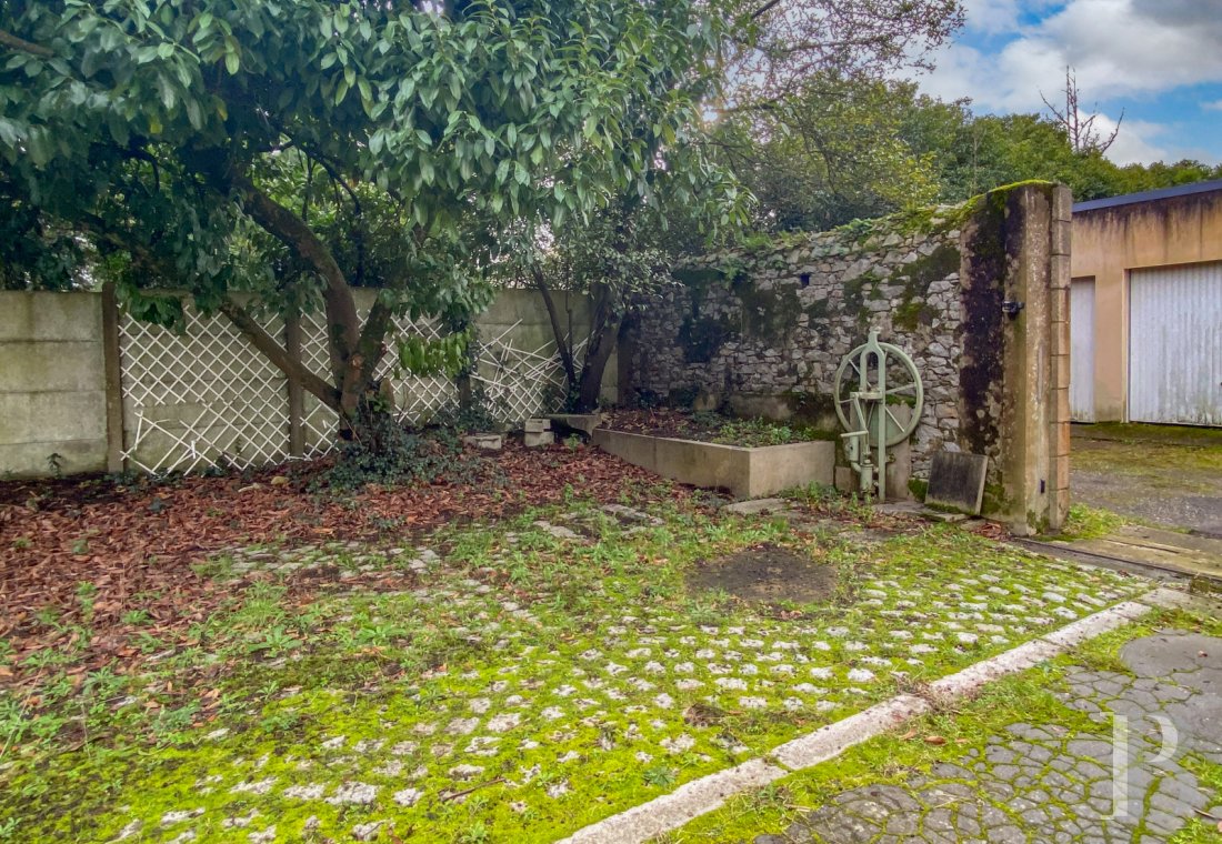 properties in town pays de loire   - 15