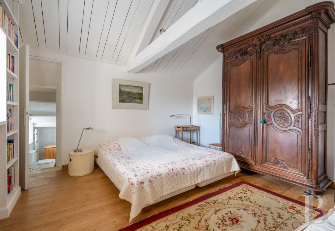 Character houses for sale - center-val-de-loire - A 16th-century residence restored by J-B Astier de Villatte, with a guests’ house, ornamental garden and swimming pool, in the former Touraine province