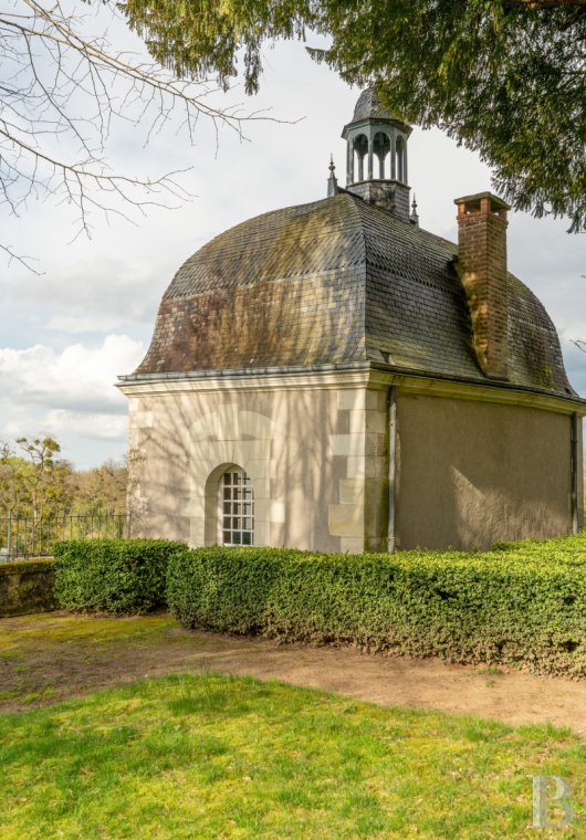 France mansions for sale center val de loire   - 17