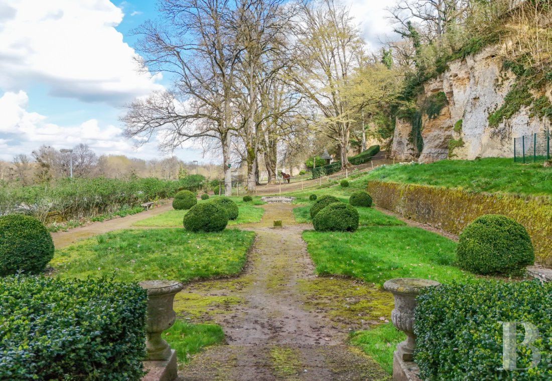 France mansions for sale center val de loire   - 20