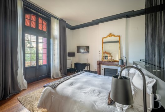 chateaux for sale France aquitaine   - 17