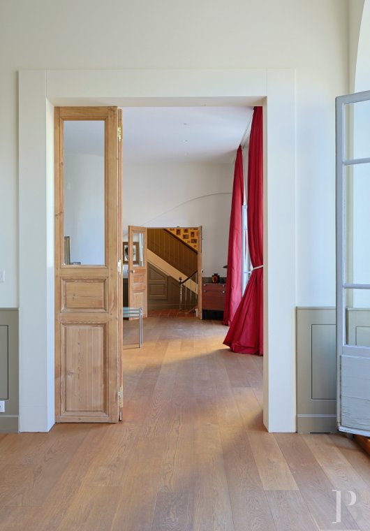 character properties France provence cote dazur   - 7