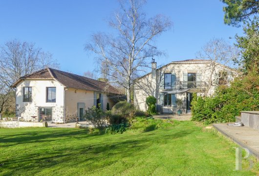 aquitaine - Entre Bordeaux et Toulouse, à 5 min d’une bastide médiévale,  une maison de campagne et sa dépendance, sur 5 ha de terrain paysager