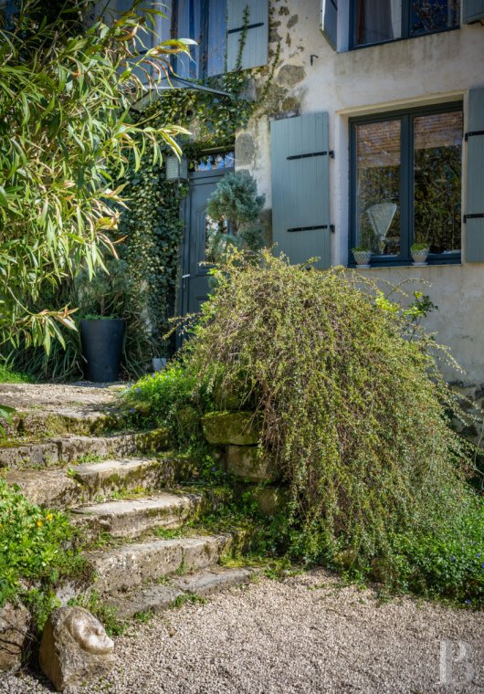 character properties France aquitaine   - 4