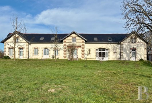 chateaux a vendre pays de loire   - 16