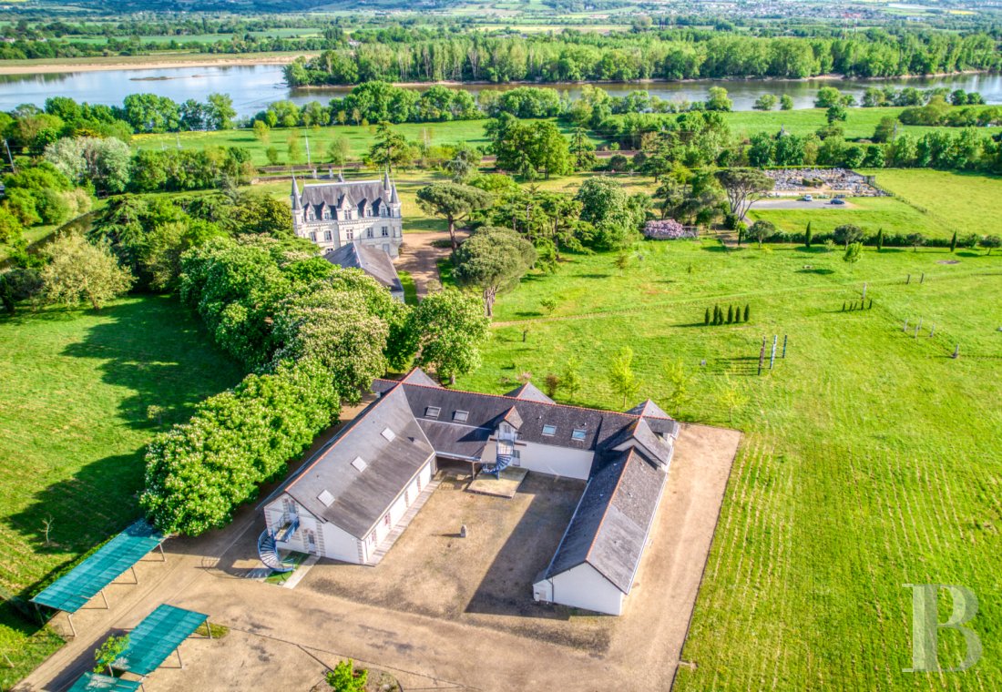 chateaux for sale France pays de loire   - 20