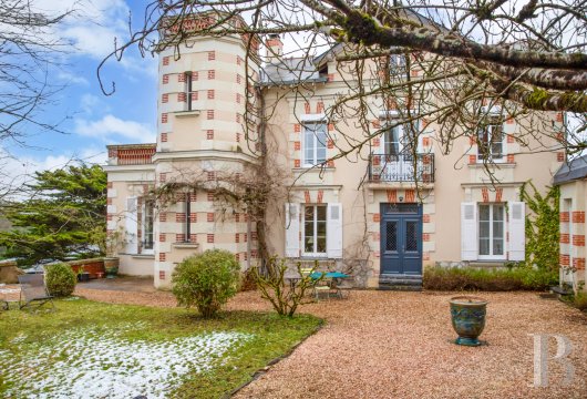 pays-de-loire - A 19th century villa with an annex, a converted outbuilding and garden,  in a cul-de-sac overlooking the parkland of Etang Saint-Nicolas in Angers 