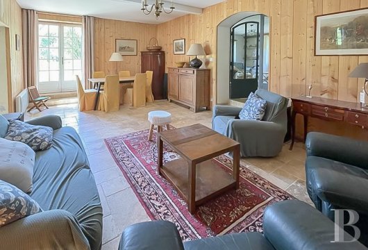 character properties France aquitaine   - 7