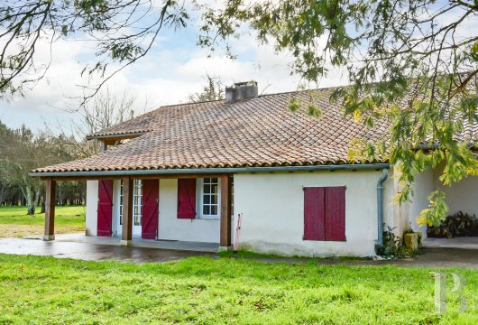 character properties France aquitaine   - 5