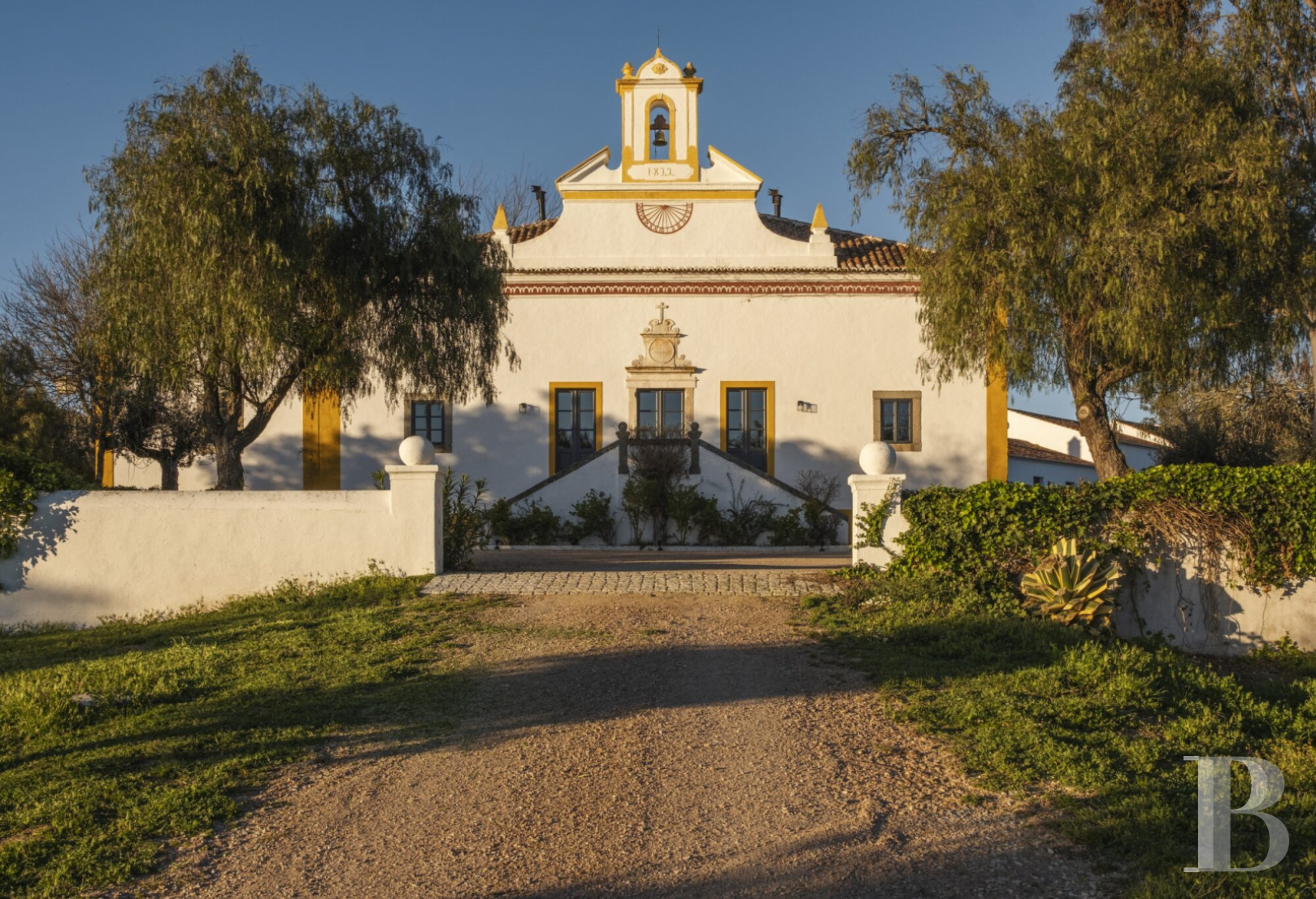 Dans l’Alentejo, près d’Évora,  un ancien monastère jésuite des 16e et 17e siècles - photo  n°1