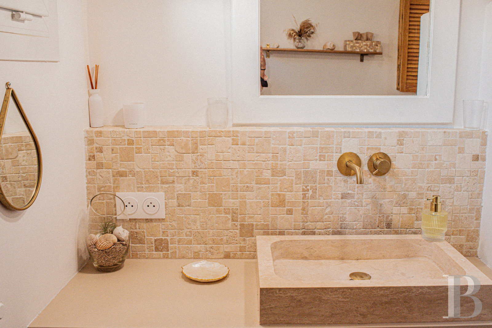 Dans le Gard, entre Nîmes et Montpellier,  une maison de village surplombant la vallée de la Vaunage - photo  n°11