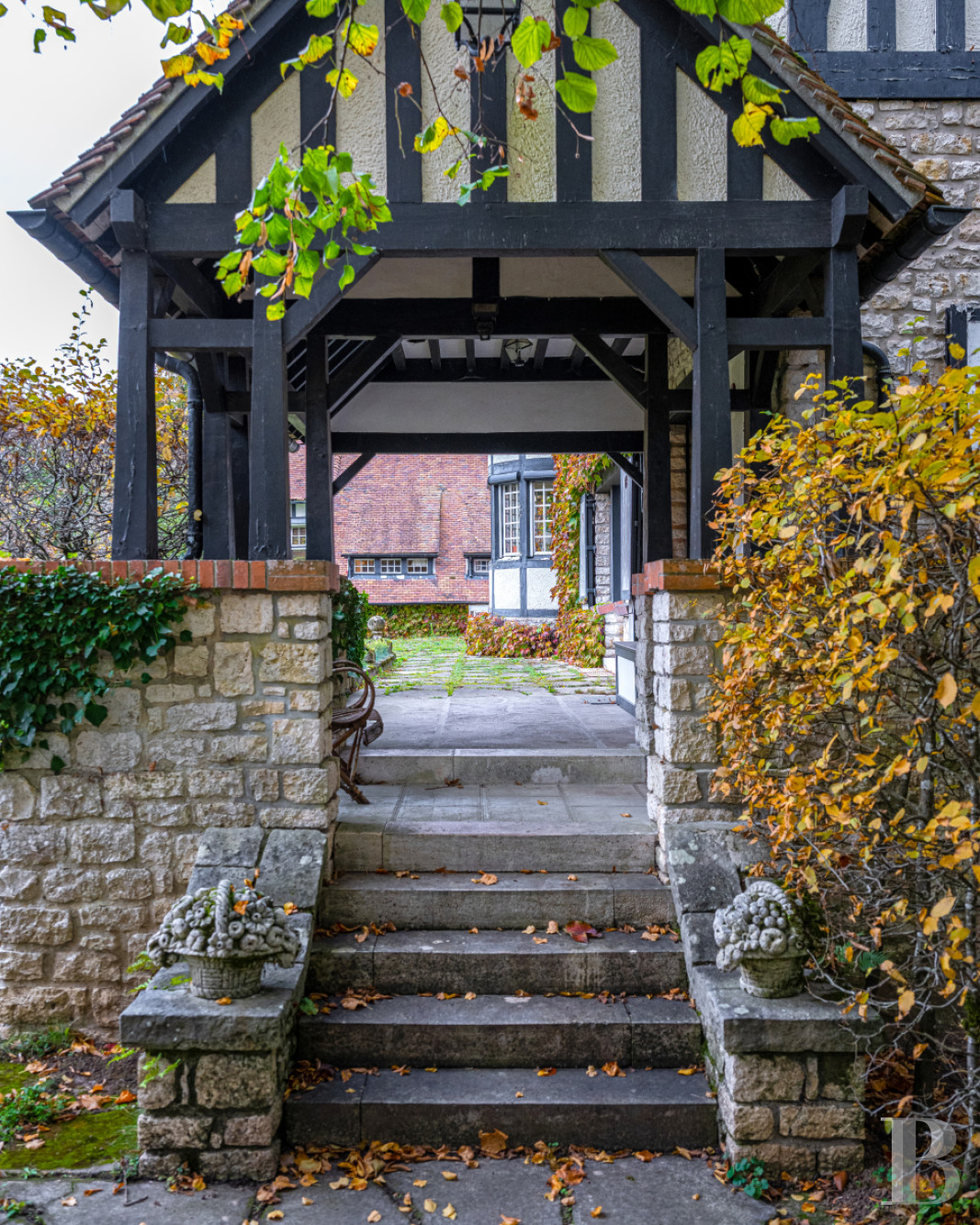 En Seine-et-Marne, à Bourron-Marlotte, une villa de style anglo-normand du début du 19e siècle - photo  n°6