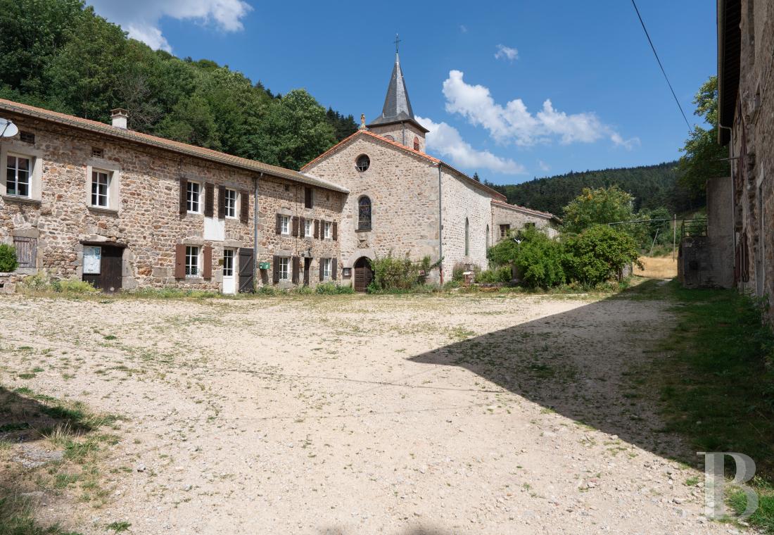 demeures et maisons a vendre france auvergne   - 2