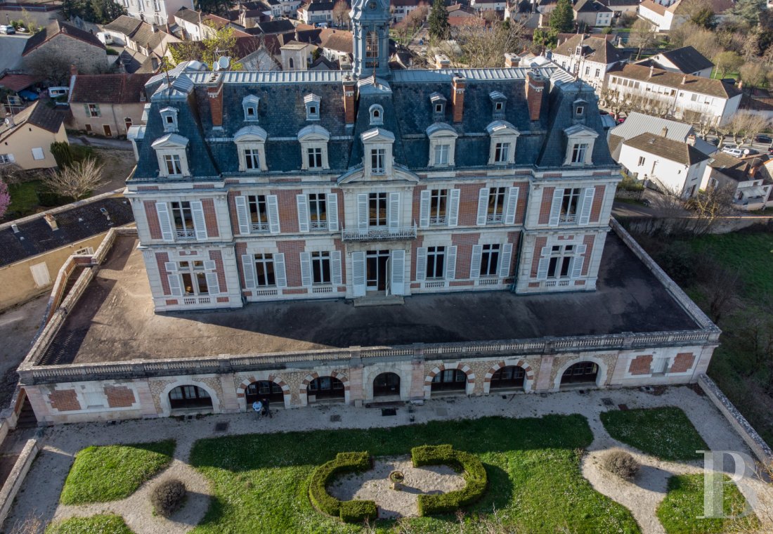 chateaux a vendre bourgogne   - 1