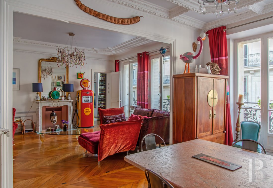 apartments for sale - paris - Entre le boulevard Pereire et le boulevard Malesherbes, dans une rue calme, un appartement de 133 m², au 4e étage d’un immeuble de style haussmannien