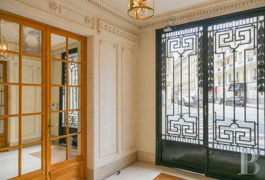 appartements a vendre paris   - 8