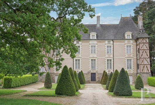 chateaux for sale France brittany   - 4