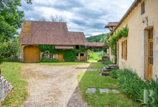 moulins a vendre bourgogne   - 17
