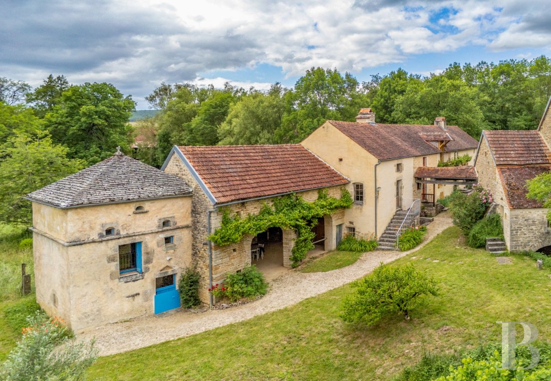moulins a vendre bourgogne   - 1
