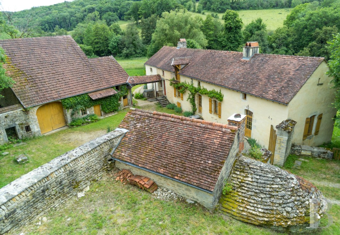 moulins a vendre bourgogne   - 2