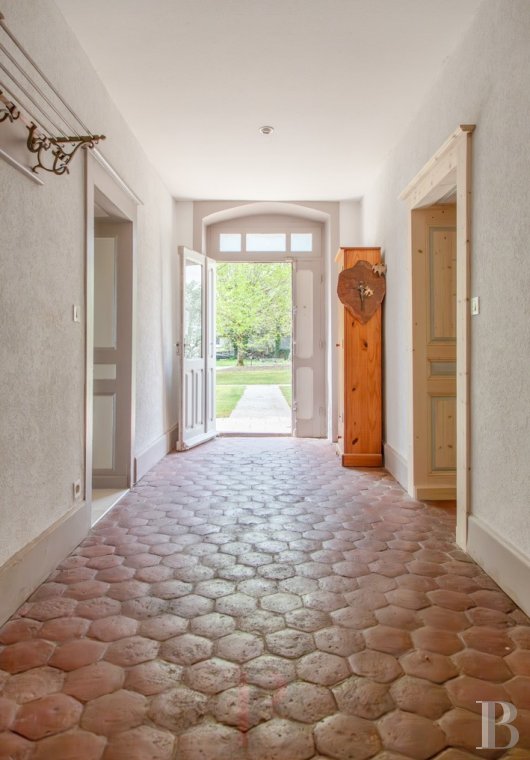 character properties France franche comte   - 5