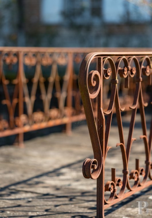 chateaux for sale France center val de loire   - 28