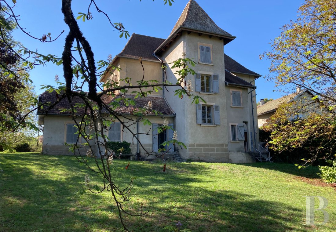 character properties France rhones alps   - 2