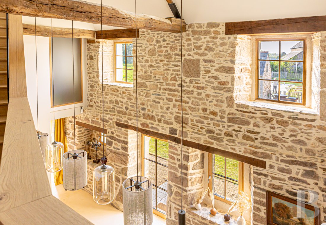A late 16th-century manor house in the heart of a village near the Pink Granite Coast in the Trégor region - photo  n°10