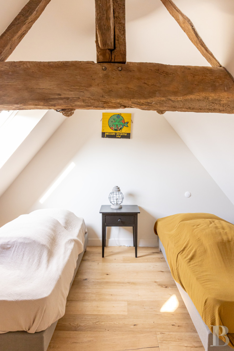 A late 16th-century manor house in the heart of a village near the Pink Granite Coast in the Trégor region - photo  n°16