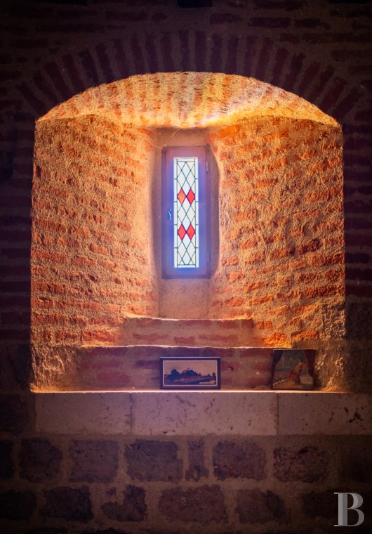 chateaux for sale France midi pyrenees   - 12