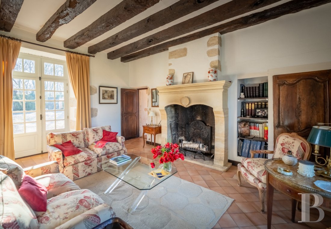 character properties France aquitaine   - 9