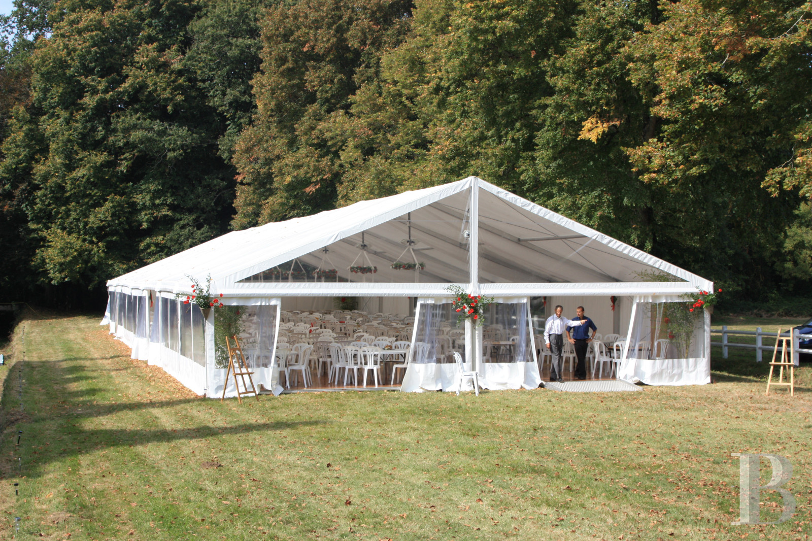 A family chateau in the heart of a vast 200-hectare estate north-west of Nantes, in the Loire-Atlantique - photo  n°4