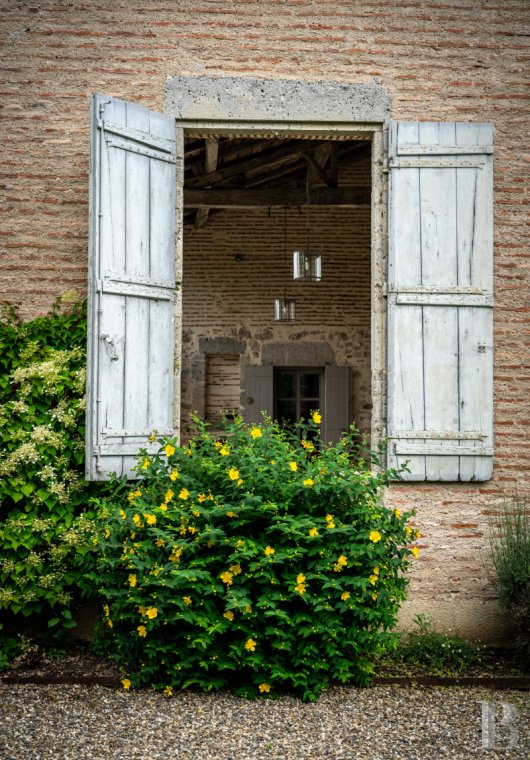 Dans le Lot-et-Garonne, au sud-est de Marmande, une demeure des 18e et 19e siècles en bordure du canal latéral de la Garonne - photo  n°7