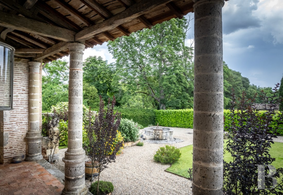Dans le Lot-et-Garonne, au sud-est de Marmande, une demeure des 18e et 19e siècles en bordure du canal latéral de la Garonne - photo  n°27