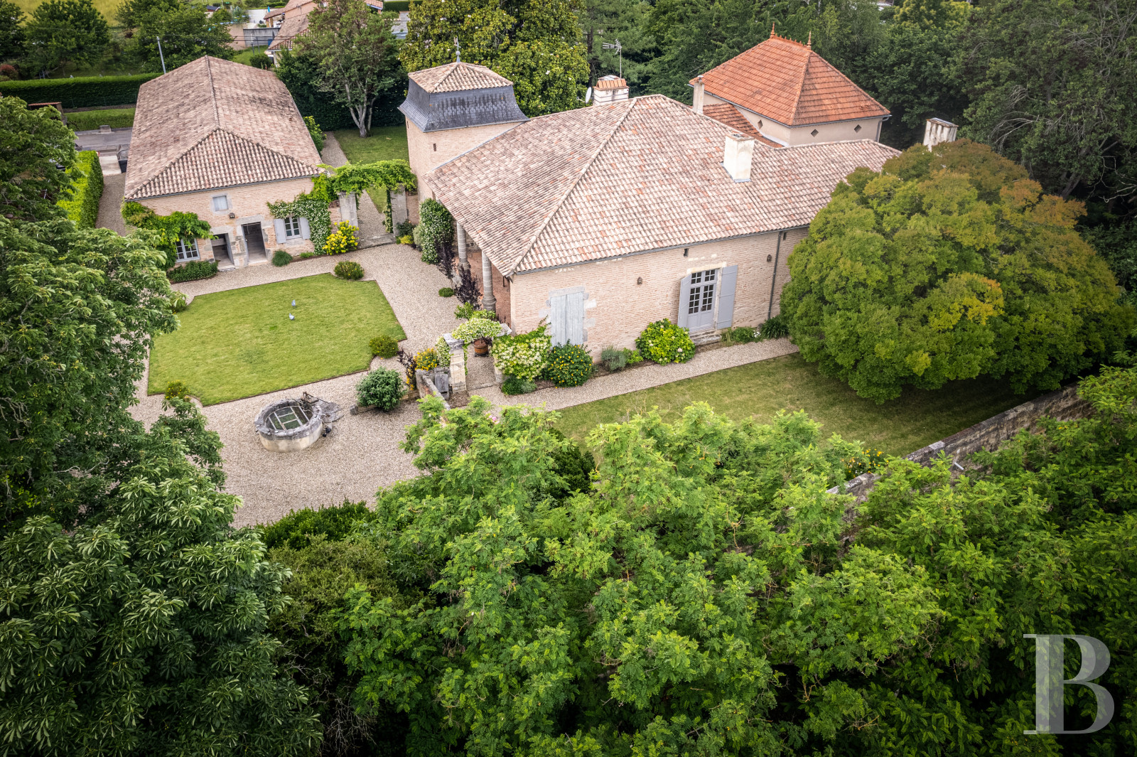 Dans le Lot-et-Garonne, au sud-est de Marmande, une demeure des 18e et 19e siècles en bordure du canal latéral de la Garonne - photo  n°4