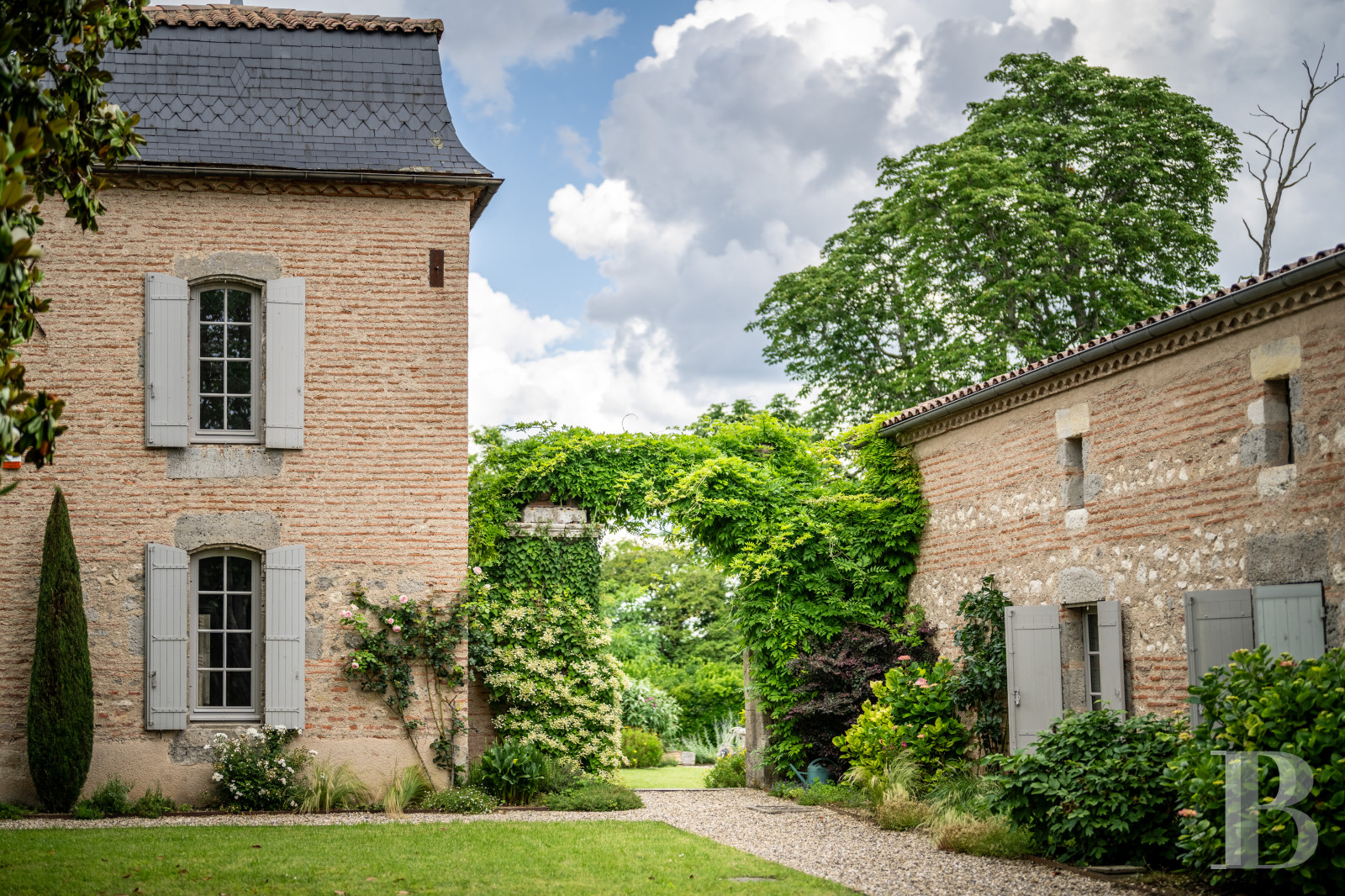 Dans le Lot-et-Garonne, au sud-est de Marmande, une demeure des 18e et 19e siècles en bordure du canal latéral de la Garonne - photo  n°8